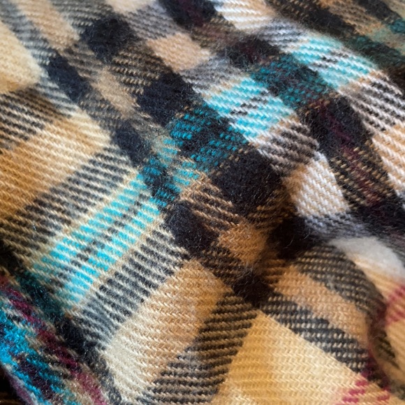 Vintage Plaid Scarf Made in Italy / L Accessorio Fabiano/ 56 x 11 inches - Picture 4 of 4